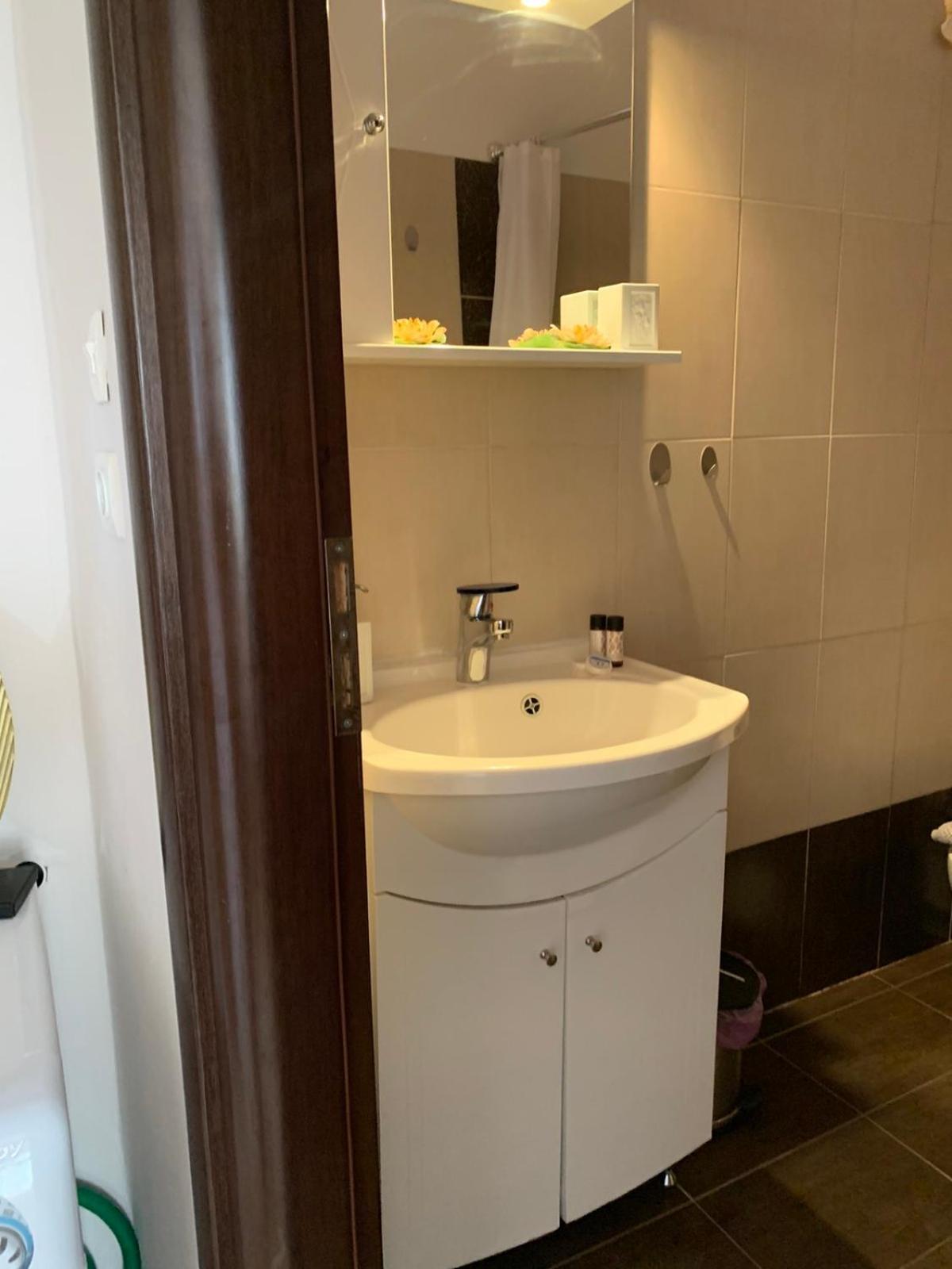 Kokkala Guestrooms Bilik gambar